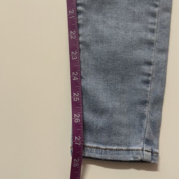 Forever 21 Light Wash Blue High Waisted Knee-Slit Skinny Jeans Size 27 EUC - Picture 7 of 12